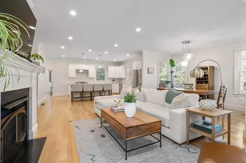 36 Vernon #1, Brookline, MA 02446