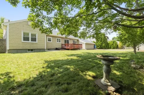 8 Michael Rd, Beverly, MA 01915 photo 2