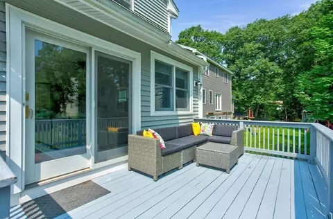 15 Dunbar Rd, Reading, MA 01867 photo 3