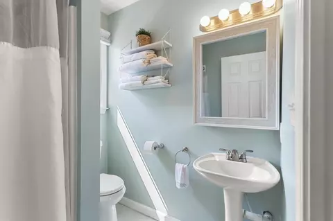 15 Dunbar Rd, Reading, MA 01867 photo 23