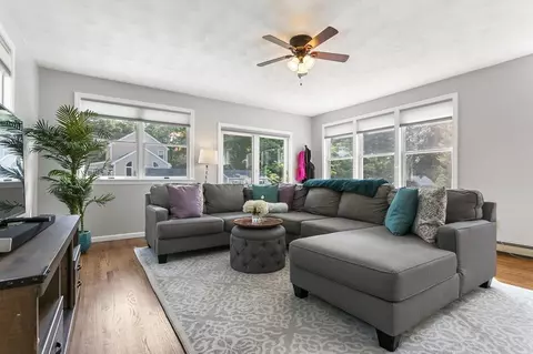 15 Dunbar Rd, Reading, MA 01867 photo 17