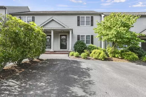 1529 Commercial St #7, Weymouth, MA 02189