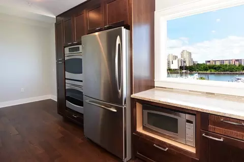 23 Shipyard Dr #401, Hingham, MA 02043 photo 9