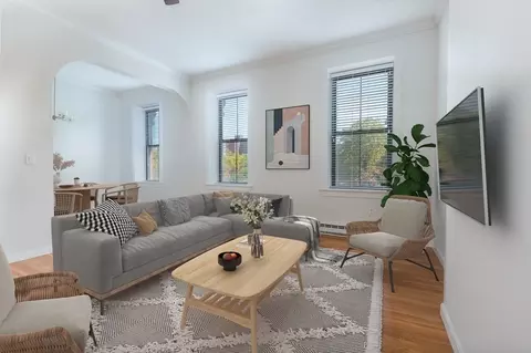 37 W Newton St #4, Boston, MA 02118