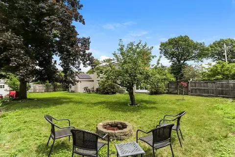 384 Abbott St, Springfield, MA 01118 photo 26
