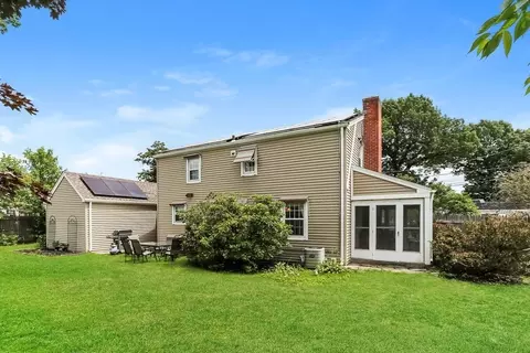 384 Abbott St, Springfield, MA 01118 photo 30