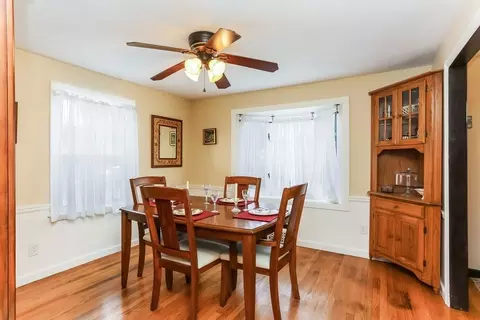 384 Abbott St, Springfield, MA 01118 photo 9