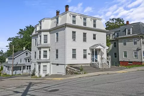 20 Maple St, Spencer, MA 01562 photo 3