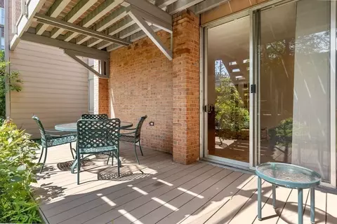 26 Bradbury St #B, Cambridge, MA 02138