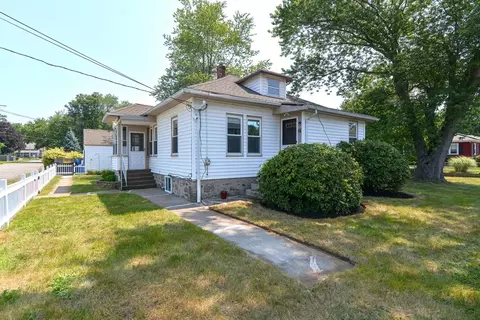 60 Winter St, Bellingham, MA 02019