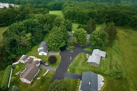 16 Truehart Dr, Easthampton, MA 01027 photo 32