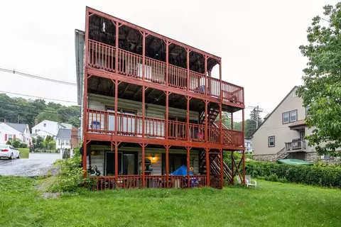 264 June St, Worcester, MA 01602 photo 3