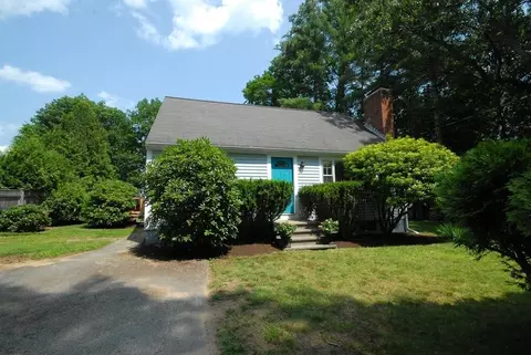 55 Darton St, Concord, MA 01742
