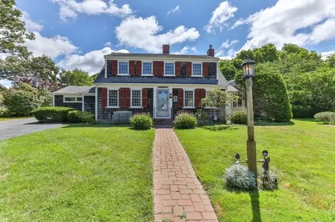 13 And 15 South St, Harwich, MA 02646