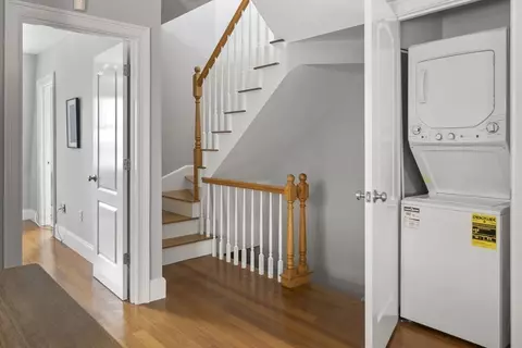 394 E 8th St #3, Boston, MA 02127 photo 8