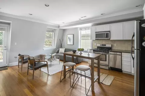 394 E 8th St #3, Boston, MA 02127 photo 7