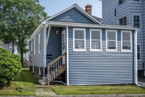 7 Ventura Rd, Worcester, MA 01604