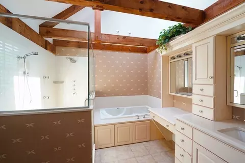 41 Robert Rd, Marblehead, MA 01945 photo 16