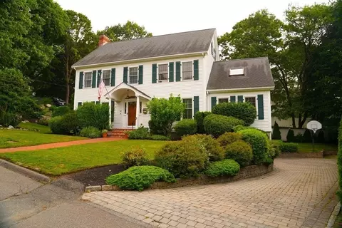 41 Robert Rd, Marblehead, MA 01945 photo 3
