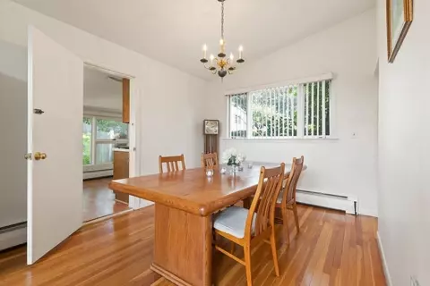 28 Parsons Dr, Swampscott, MA 01907 photo 12