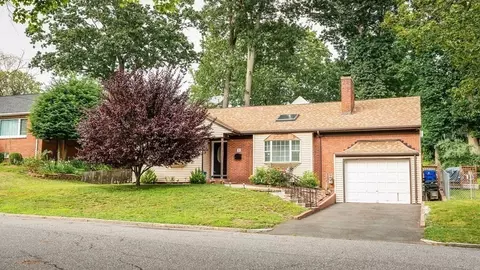 75 Copeland St, Springfield, MA 01108 photo 3