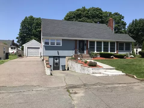 5 Curtis Rd, Saugus, MA 01906