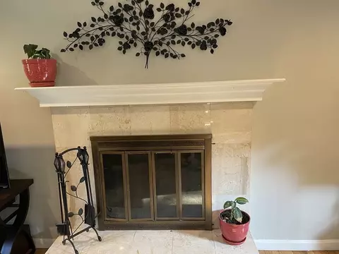 34 Crystal Brook Dr, Springfield, MA 01118 photo 5