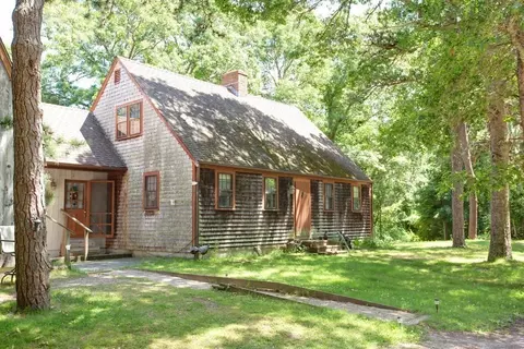 262 County Rd, Bourne, MA 02532 photo 4