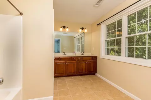 181 Brookside Dr, Gardner, MA 01440 photo 13