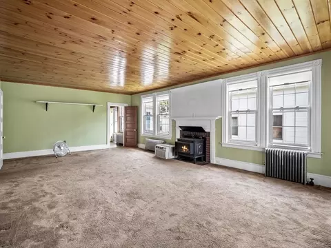 92 E Main St, Ayer, MA 01432 photo 12