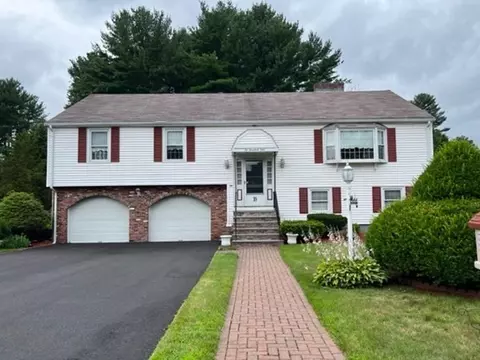 10 Arrowhead Dr, Saugus, MA 01906