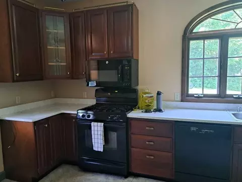 12 Barnard Rd, Worcester, MA 01605 photo 6