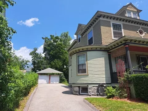 12 Barnard Rd, Worcester, MA 01605 photo 2