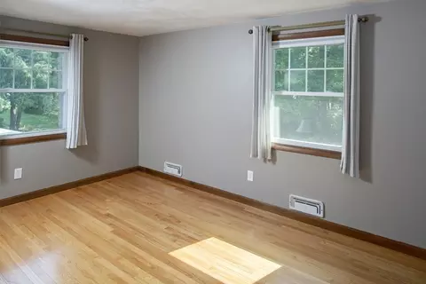 7 Michael Rd, Hingham, MA 02043 photo 9