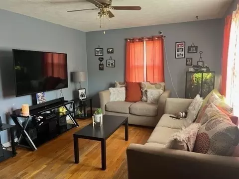 32 Oakhurst St, Springfield, MA 01104 photo 6