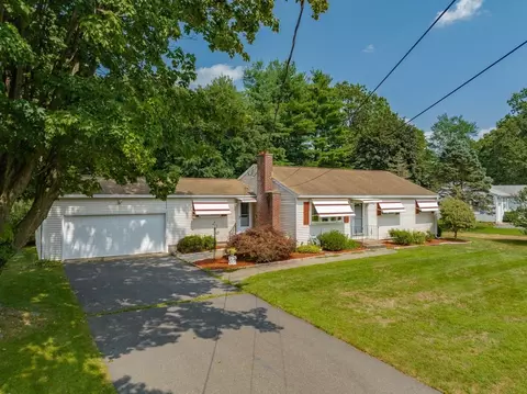 24 Sherwood Ave, Westfield, MA 01085