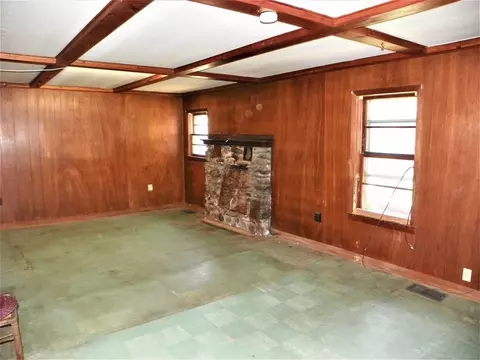 70 Rice St, Athol, MA 01331 photo 9
