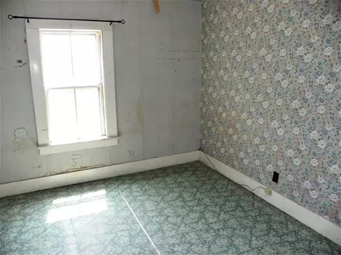 70 Rice St, Athol, MA 01331 photo 16
