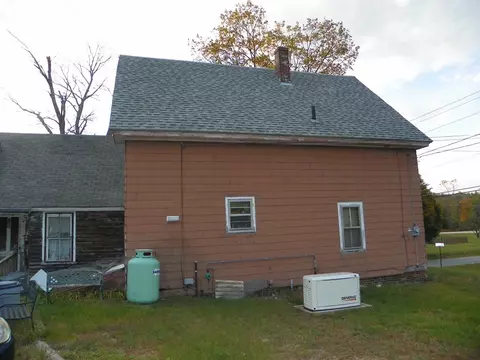 70 Rice St, Athol, MA 01331 photo 3