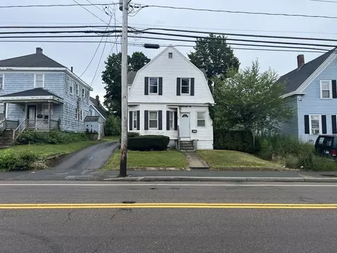 527 Centre St, Brockton, MA 02302