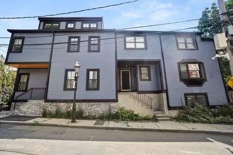 7 Putnam St #7B, Boston, MA 02129