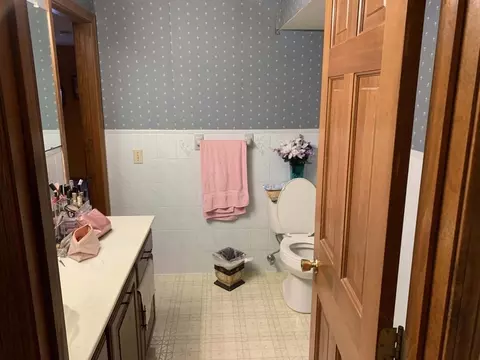 100 Harmon Ave, Springfield, MA 01118 photo 30