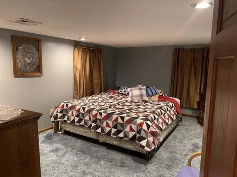 100 Harmon Ave, Springfield, MA 01118 photo 9