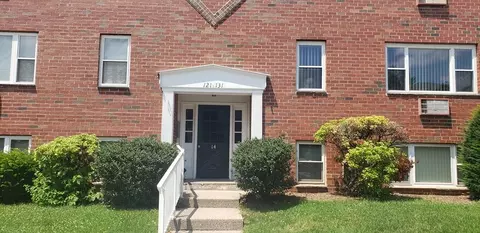 126 Regency Park Dr #126, Agawam, MA 01001