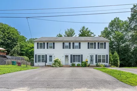 98 Felton St #98, Lowell, MA 01852
