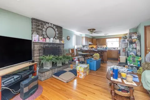591 Grattan St, Chicopee, MA 01020 photo 13