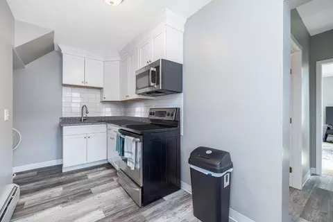591 Grattan St, Chicopee, MA 01020 photo 5