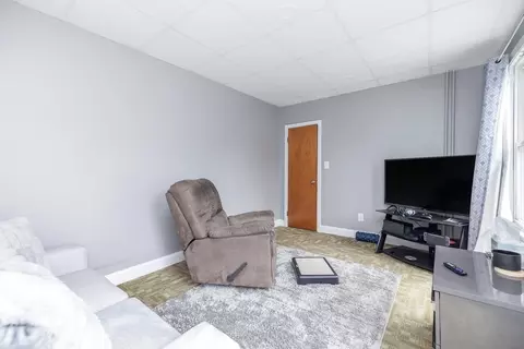 591 Grattan St, Chicopee, MA 01020 photo 8
