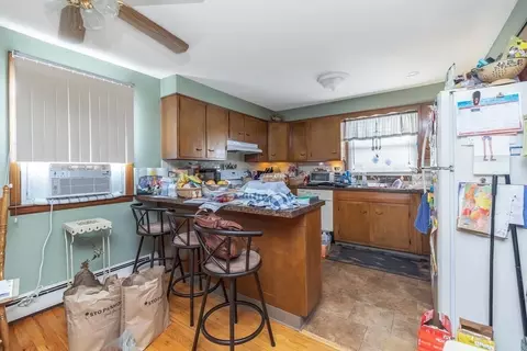 591 Grattan St, Chicopee, MA 01020 photo 14