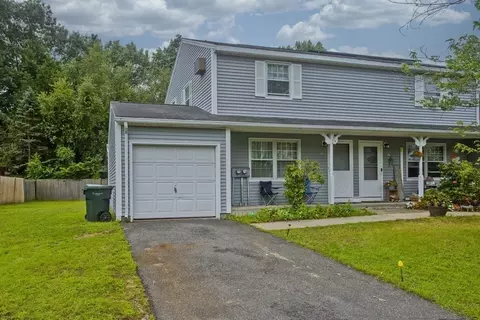 91 Glenmore St, Springfield, MA 01129 photo 2